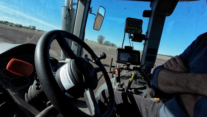 systemy GPS dla rolnictwa